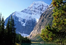 B体育官网:别走!玩这款复古微变传奇!随时随地爆装回收,不充值也玩的爽!.